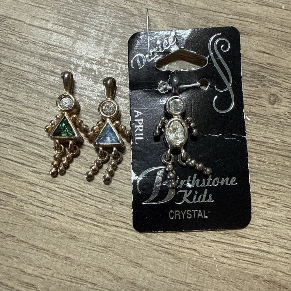 DARICE Birthstone Kids April, Blue And Green 2 Girls And A Boy L1